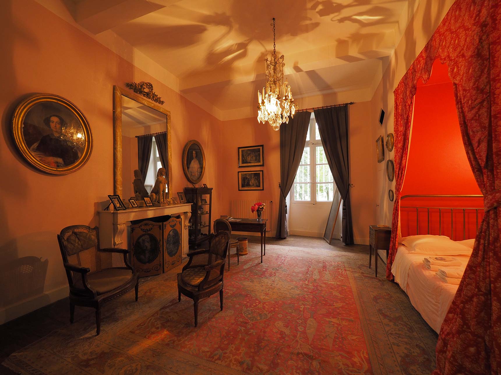 Sphinge bedroom / Chambre de la Sphinge